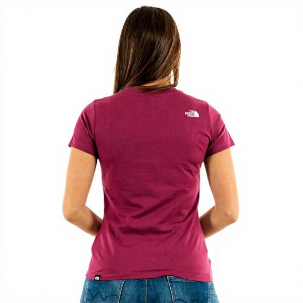 T-shirt The North Face Femme Cyber Berry Coupe Slim